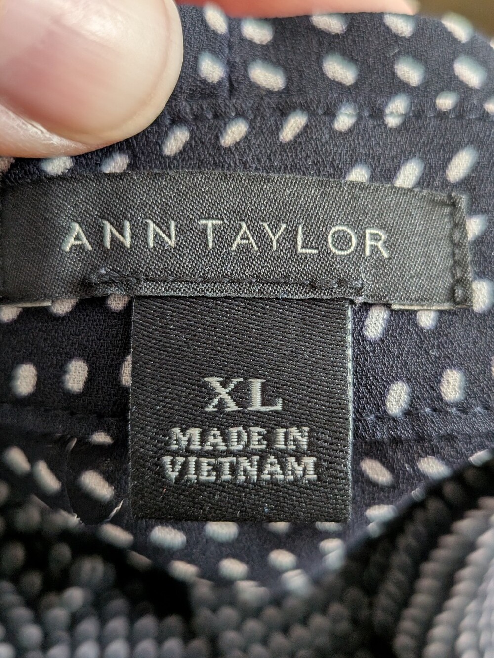 Ann Taylor Polka Dot Faux Wrap Blouse XL Black White Long Sleeve Crossover Top - Picture 2 of 9